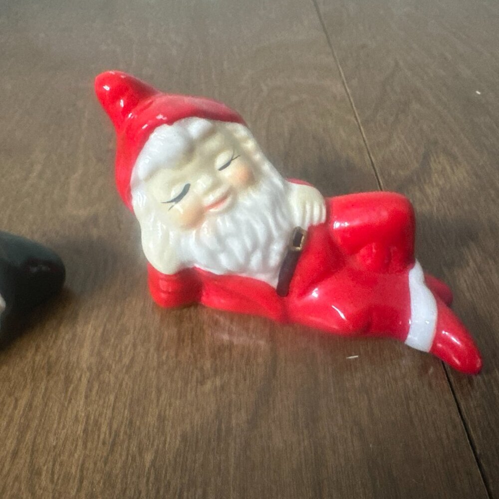 Christmas Sleeping Elves Pixies Vintage Miniature Figurine Lot Of 3 Ceramic - Picture 4 of 7